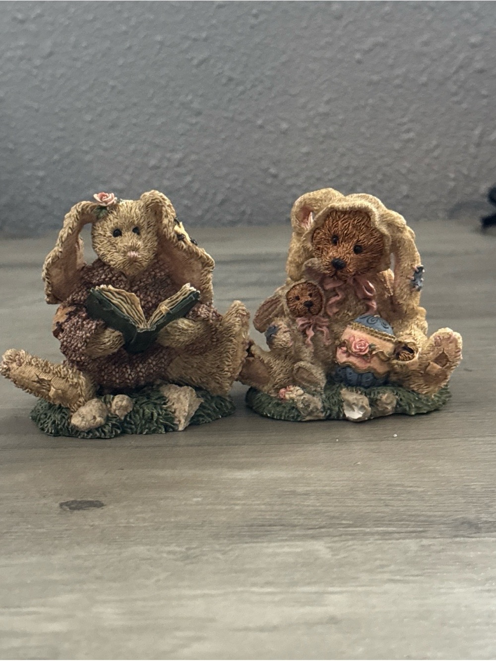 Vintage Boyds Bears Figurine Pair